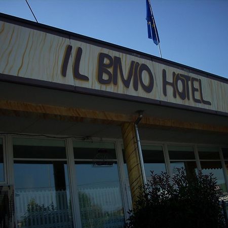 Il Bivio Hotel カルマニョーラ エクステリア 写真